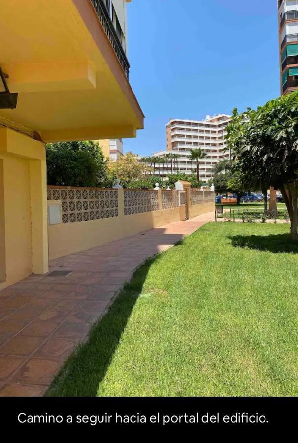 Apartamento Paseo Maritimo De Playamar Torremolinos Exterior foto