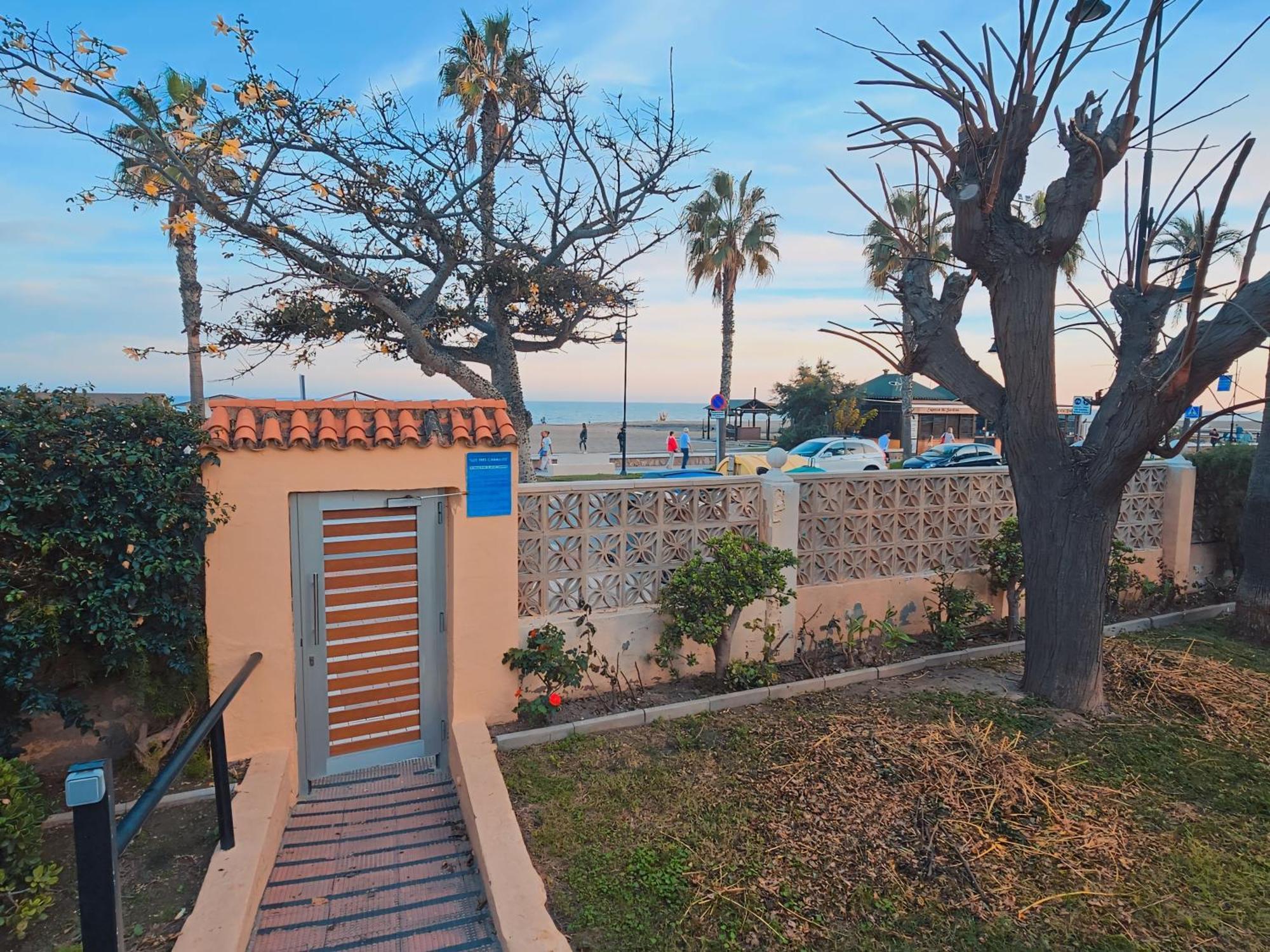 Apartamento Paseo Maritimo De Playamar Torremolinos Exterior foto